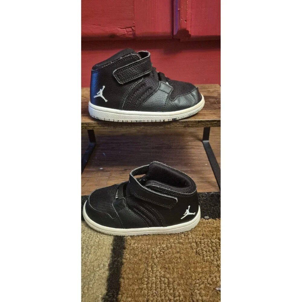Nike Air Jordan 1 Flight 4 Prem Toddler Size 8C 828244-010 Black White EUC