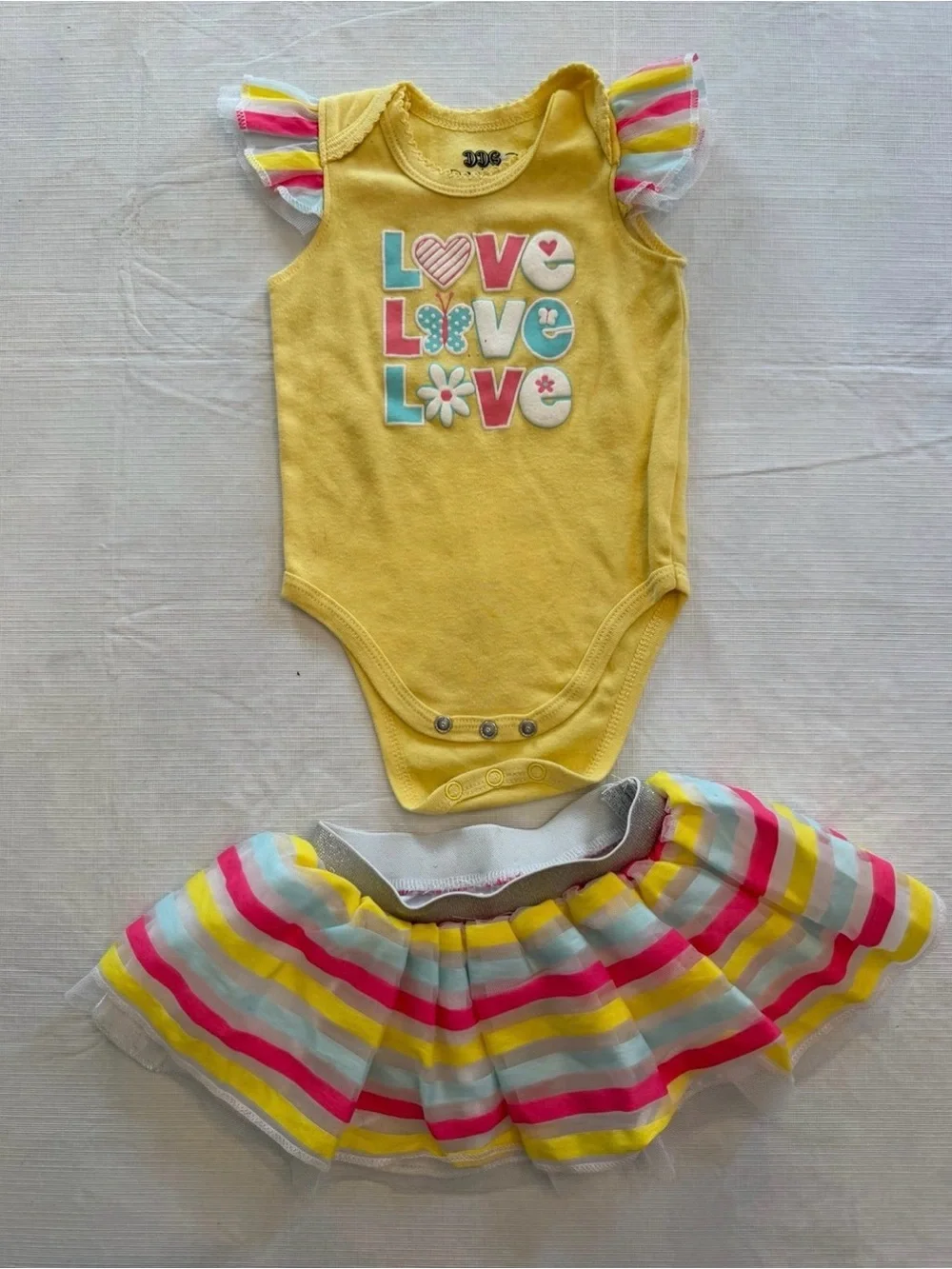 N/A girls 6mo