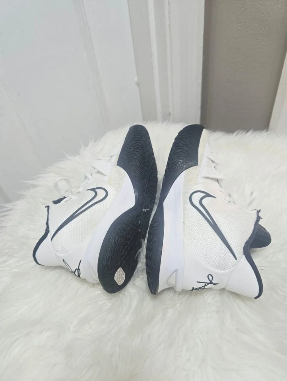 Nike kyrie basketball