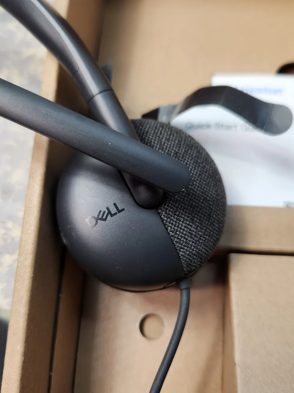 Dell microphone box