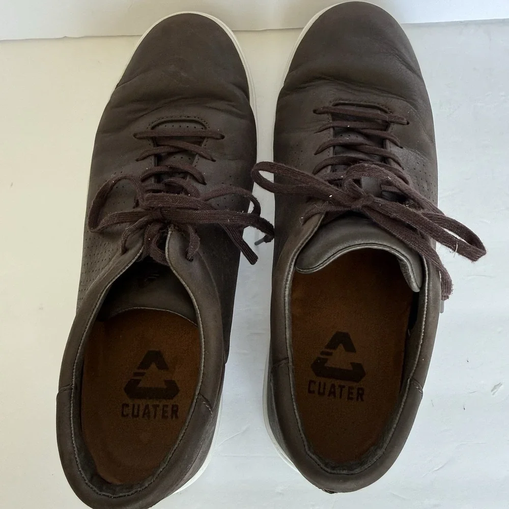 Cuater By Travis Mathew pre owned