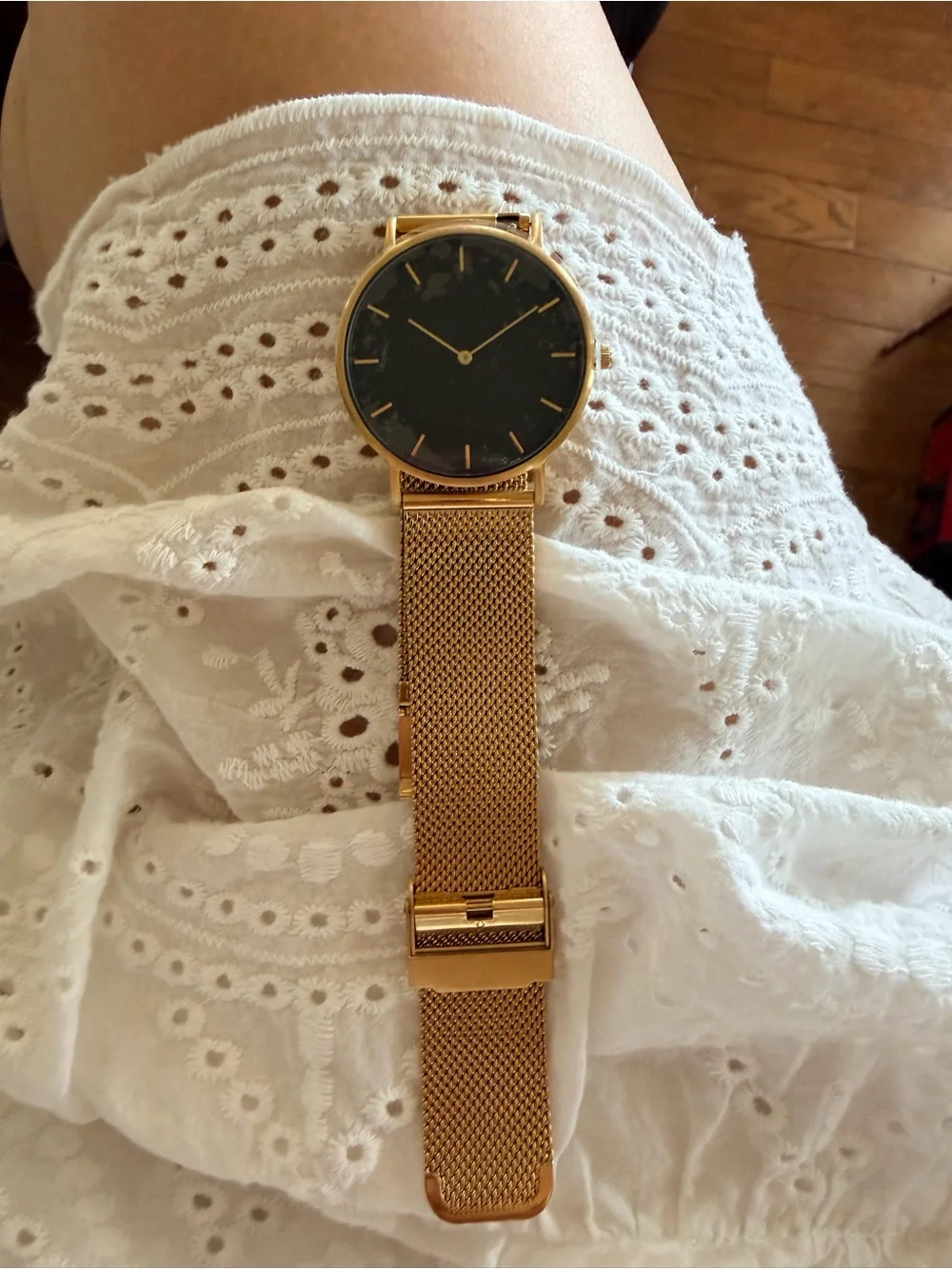 Votch sleek minimalist