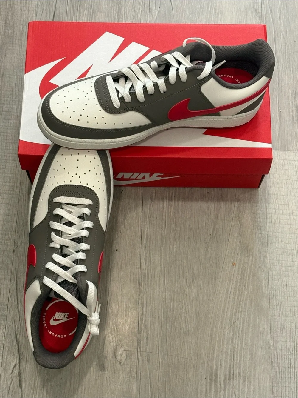 Nike Men’s Low-Top Sneakers - White/Gray with Red Swoosh. BNWT size 10 AT-7/48