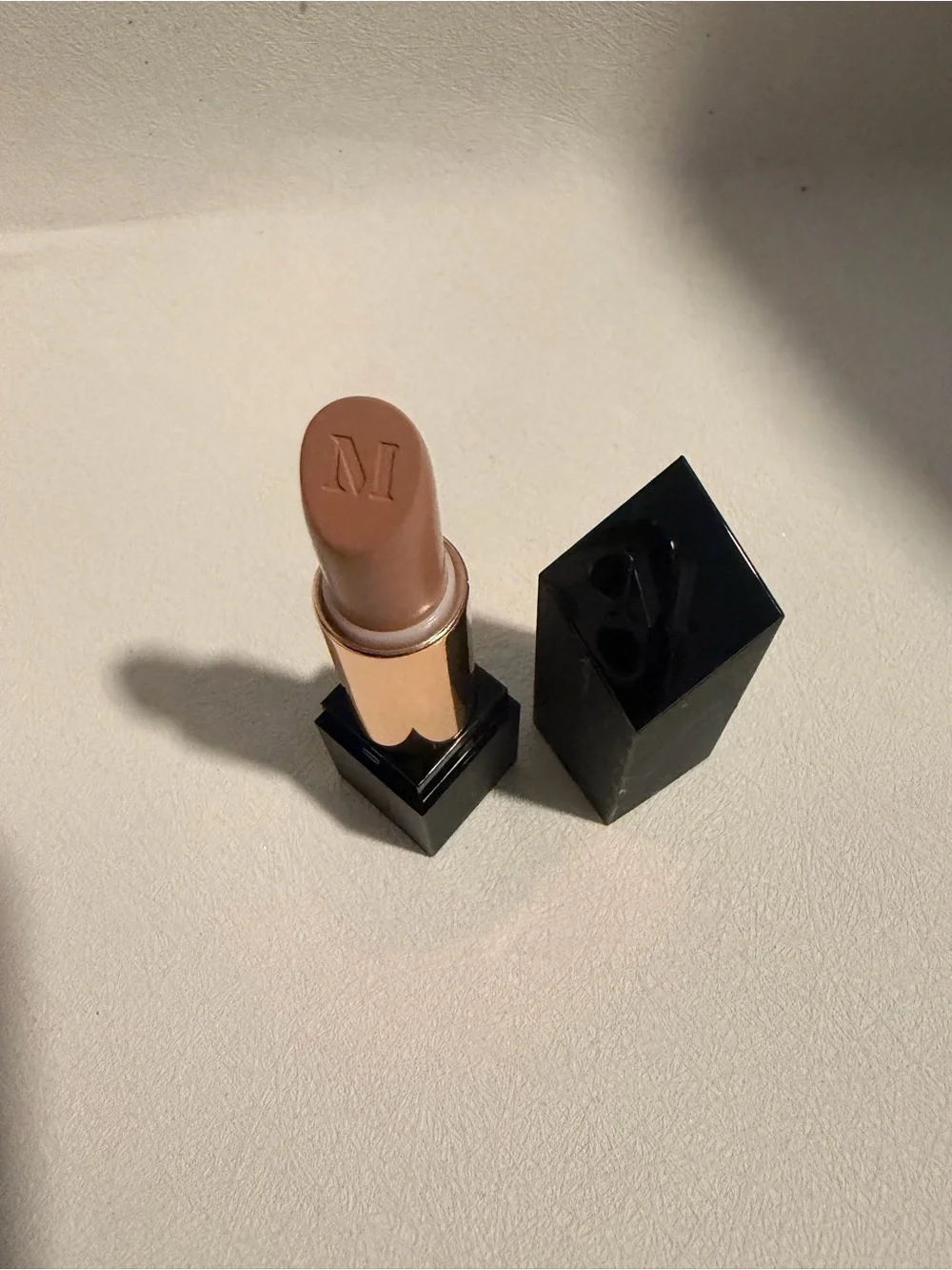 Morphe creamy satin
