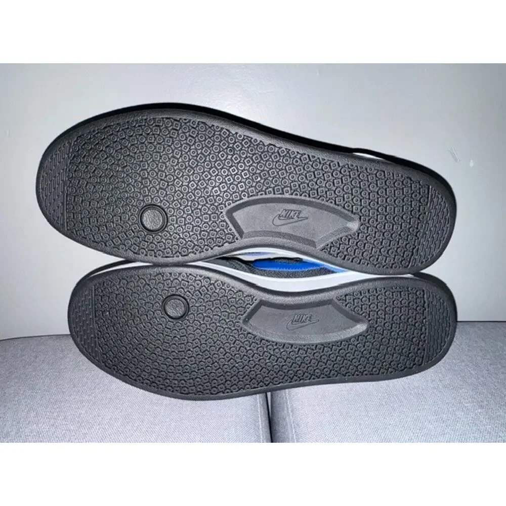 Nike activewear rubber