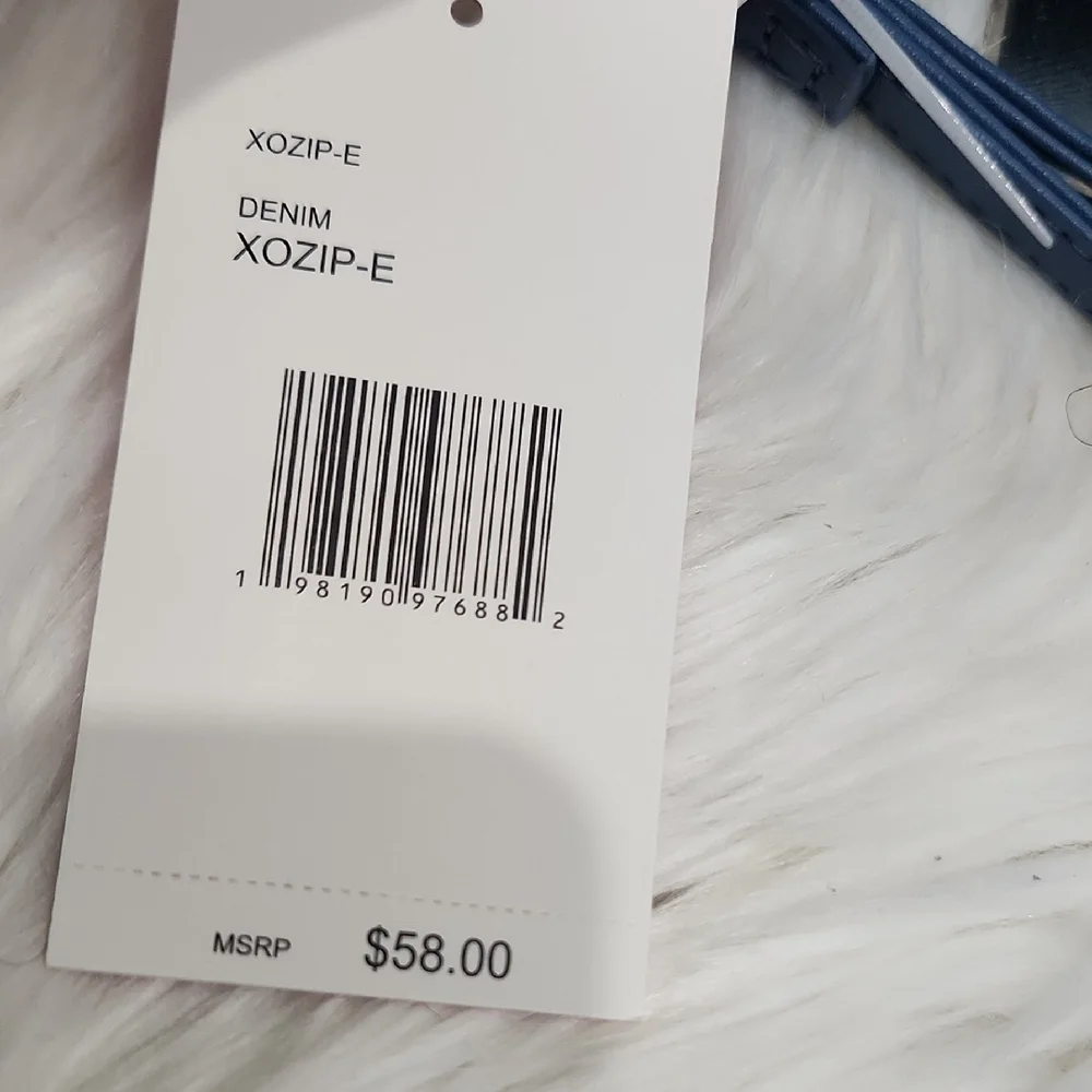 Betsey Johnson product details