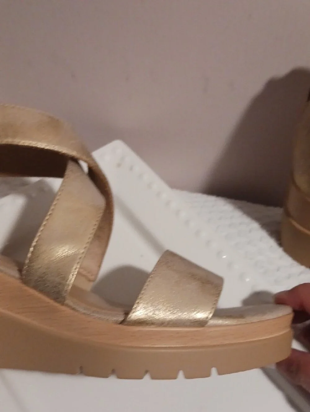 Naturalizer wedge sandals