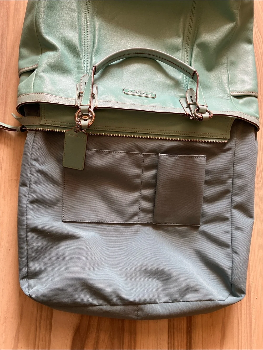 Coach gallery north