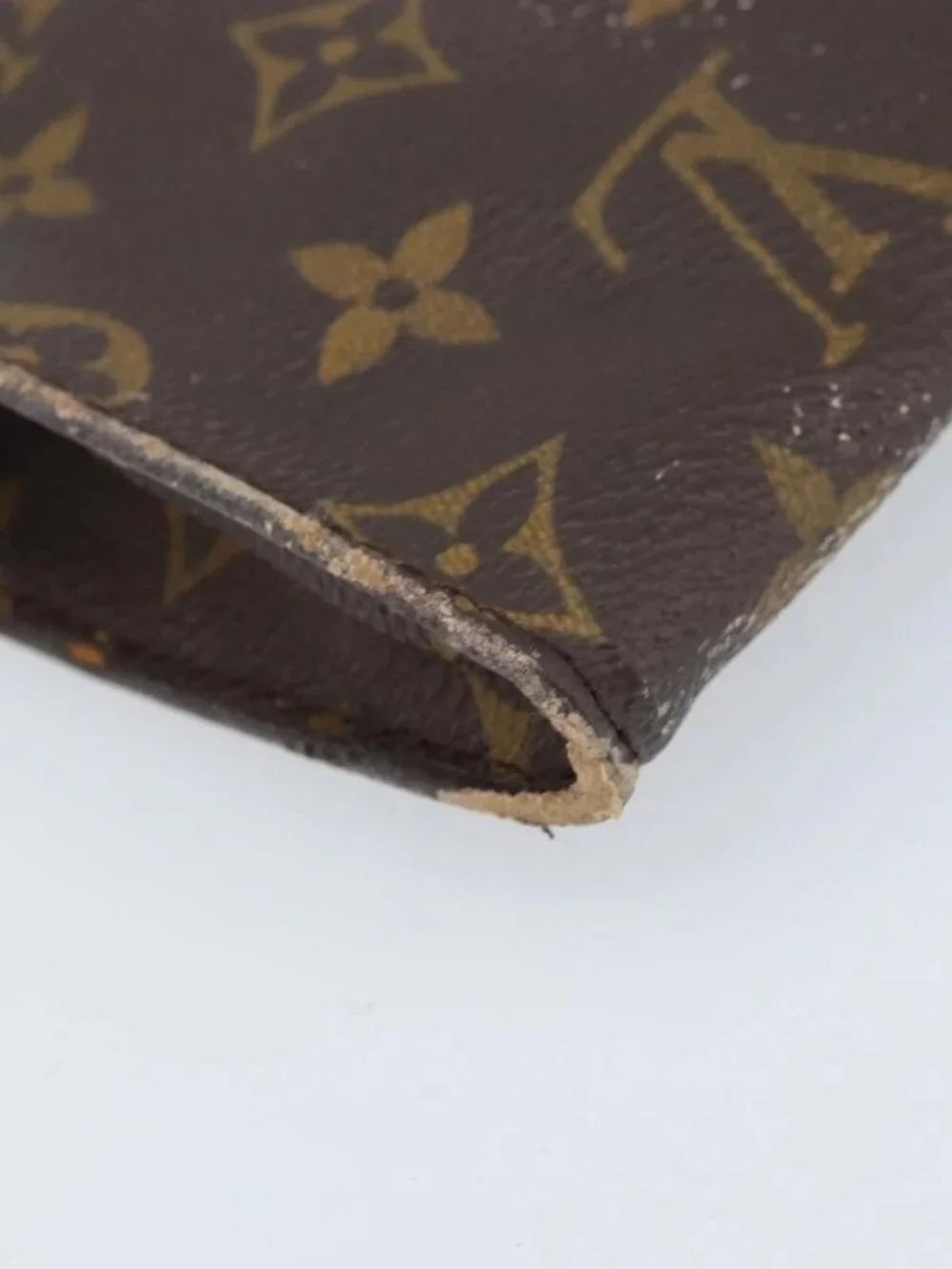 Louis Vuitton brand	louis vuitton