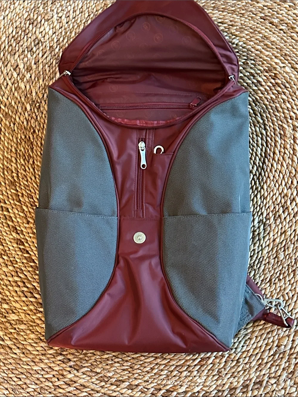 Pacsafe sleek two