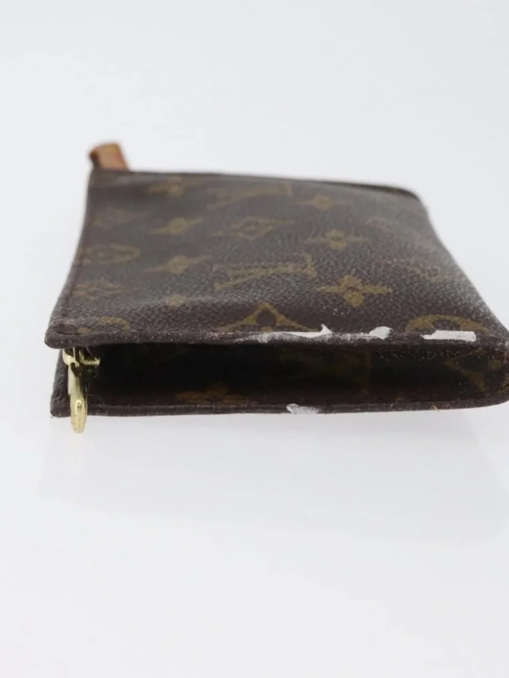 Louis Vuitton brand	louis vuitton