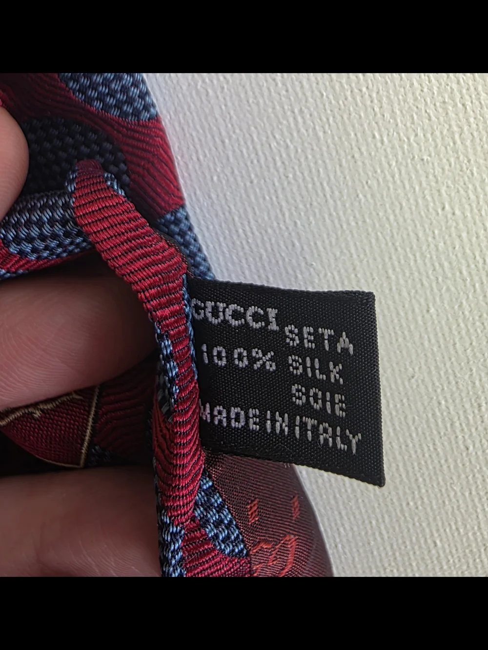 Authentic Gucci Silk Tie with Blue Polka Dot Pattern Modern Design