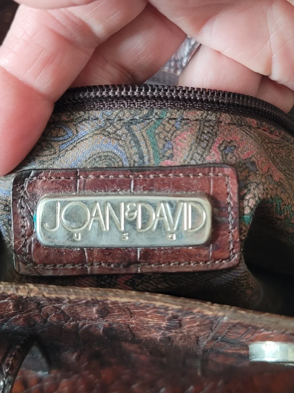 Joan & David structured crocodile