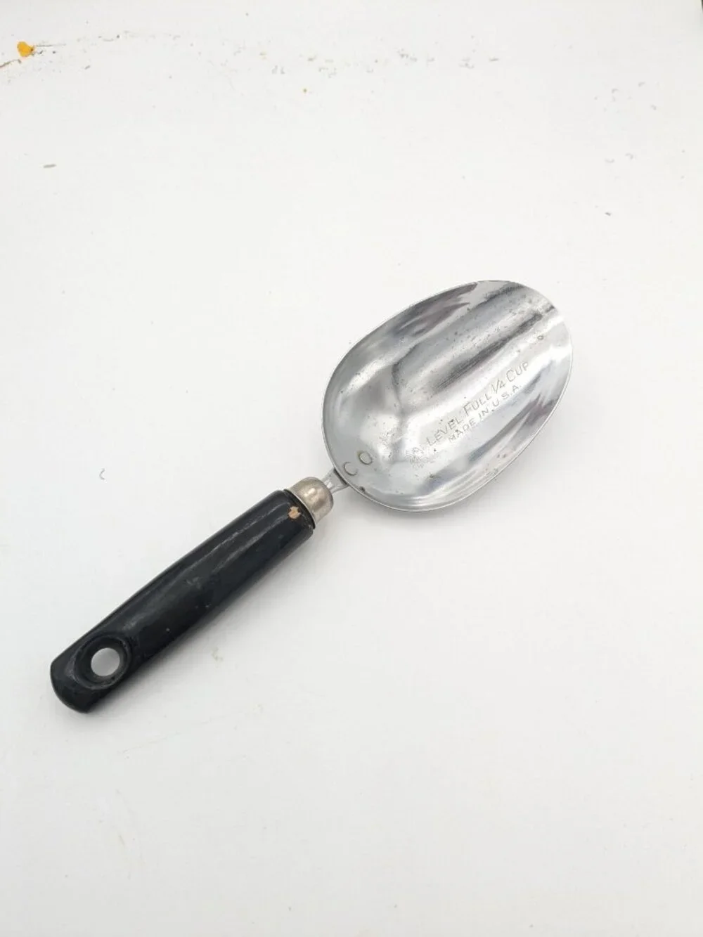 Chief 1/4 Measuring Scoop Shovel Wood Black Handle USA 8