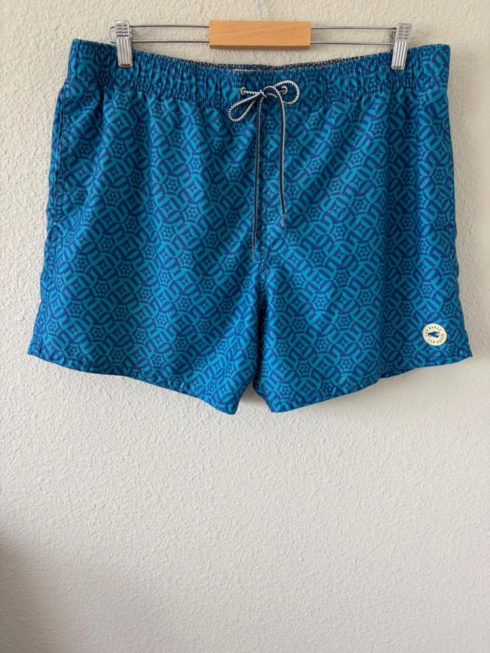 Ted Baker Mens Blue Geometric Print Swim Trunks 2XL/6 The Worlds Your Oyster