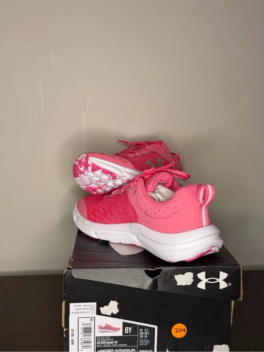 Under Armour GGA Assert 10