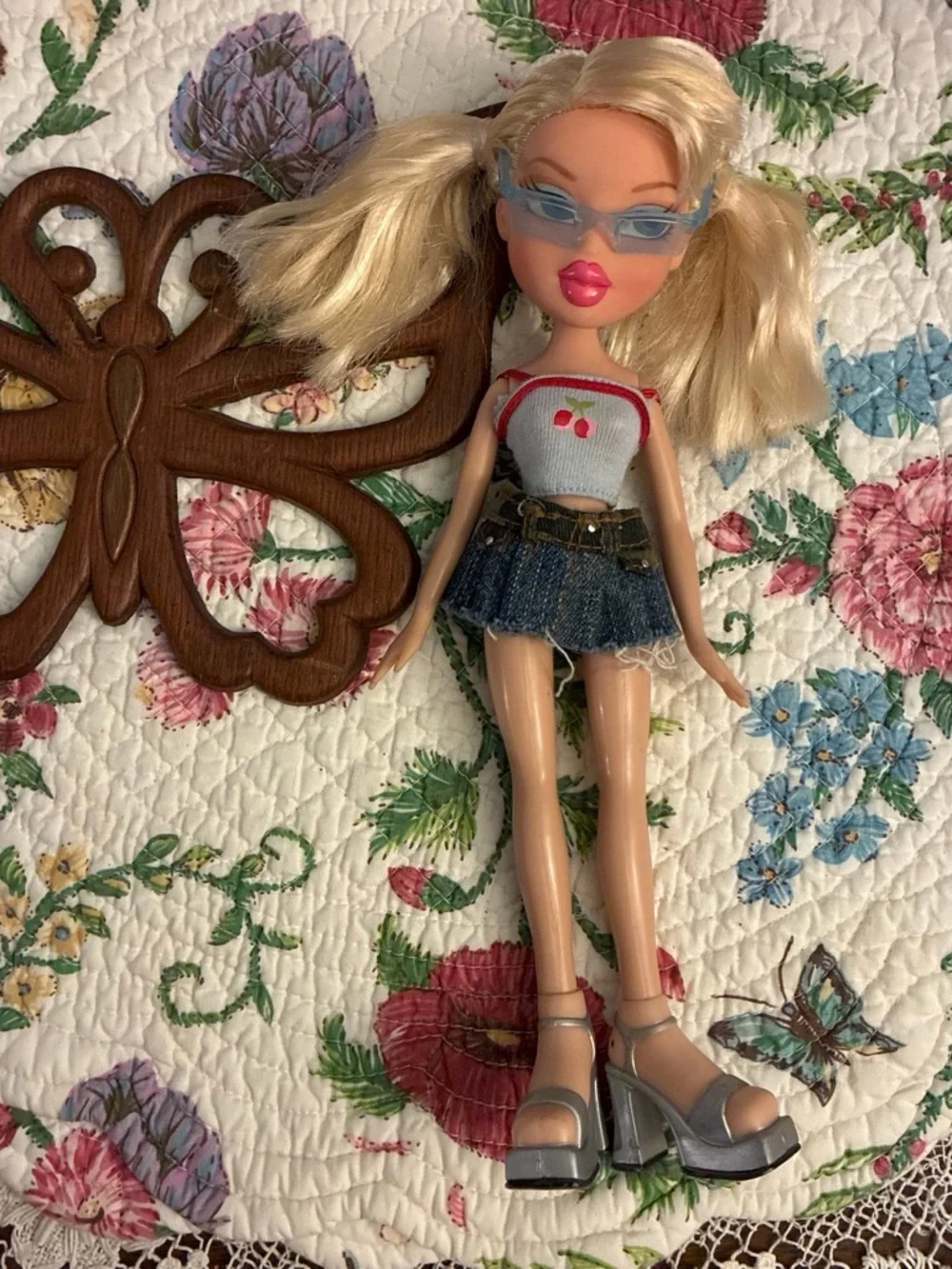 Cloe original Bratz with full outfit