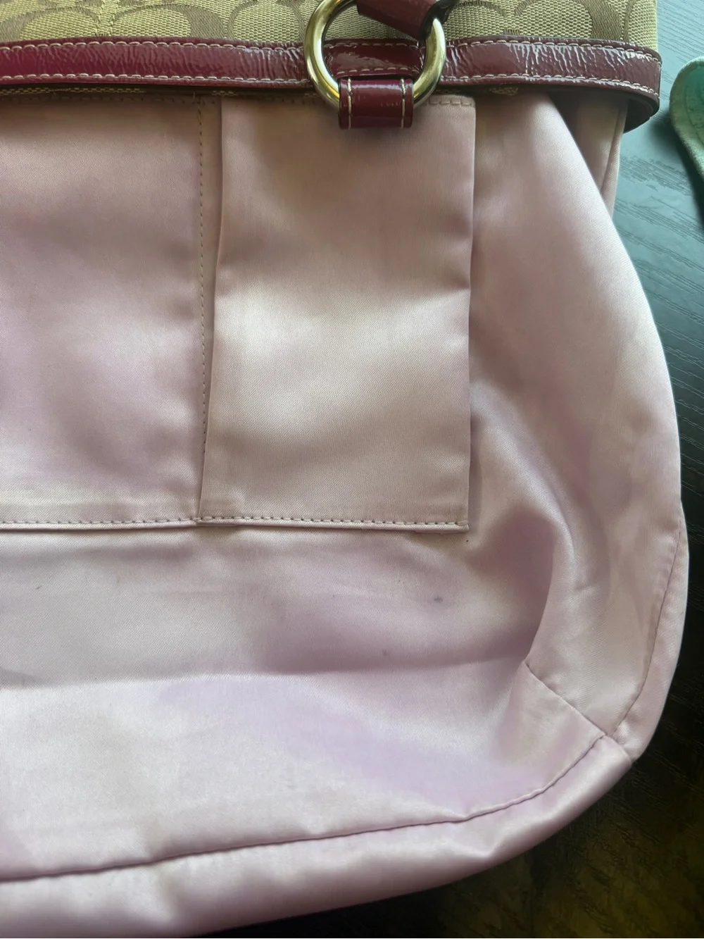 Coach tote signature