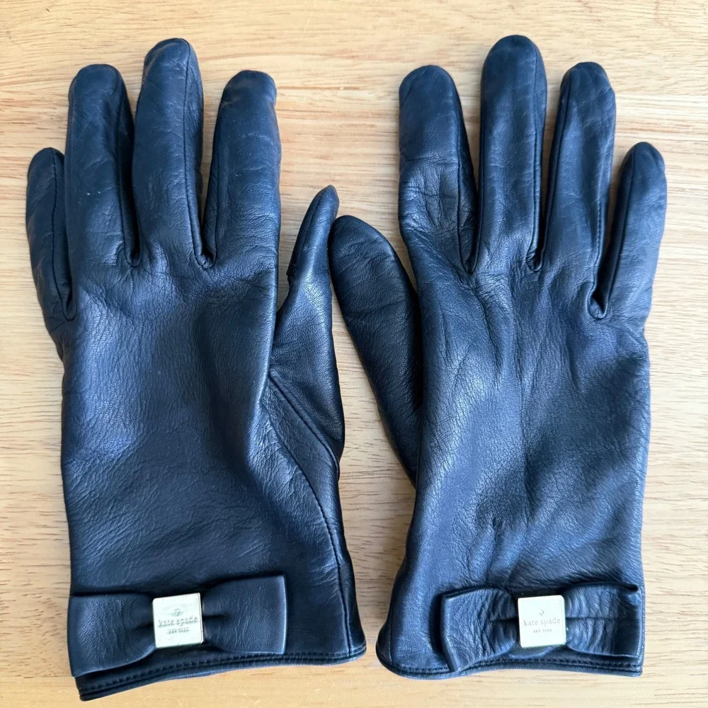 Kate Spade Lamb Leather Gloves Size M Touchscreen‎ Bow Coquette CBK Minimalist