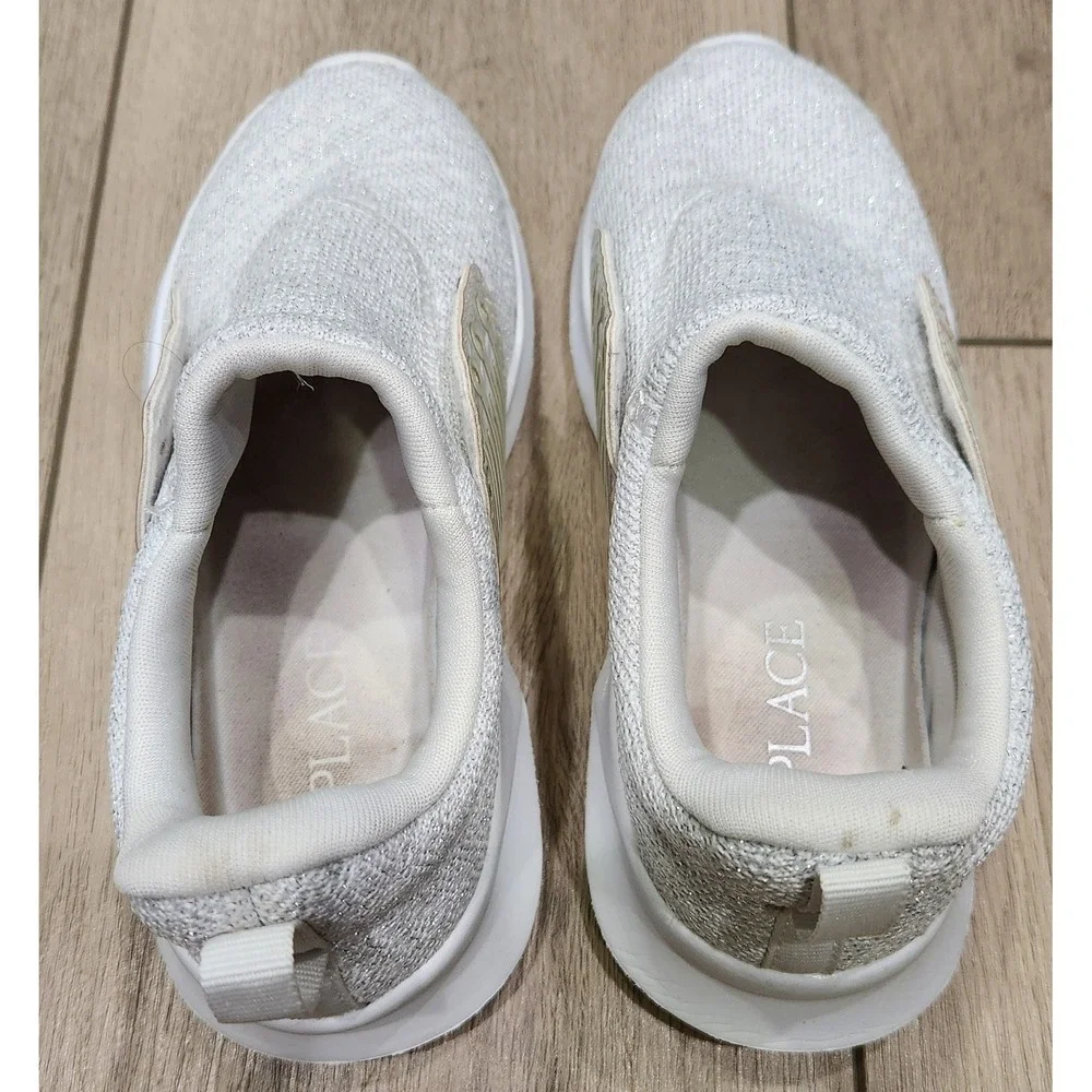 CHILDRENS PLACE Girls 13 White Silver Holographic Running Sneaker Shoes No Laces