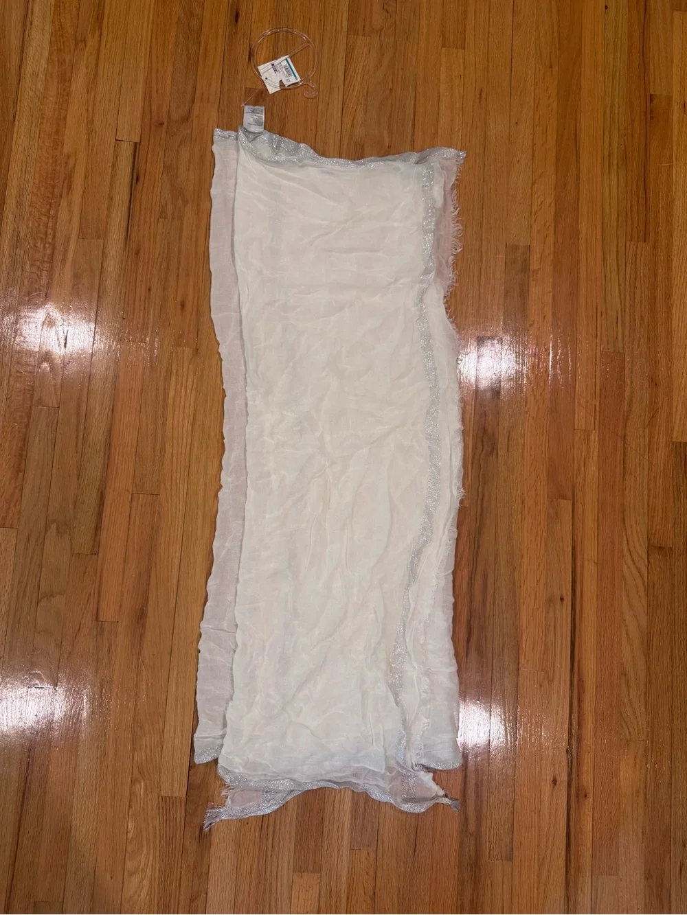 Lightweight White Scarf with Subtle Fringe Trim NWT