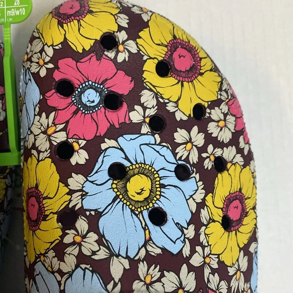 CROCS new classic