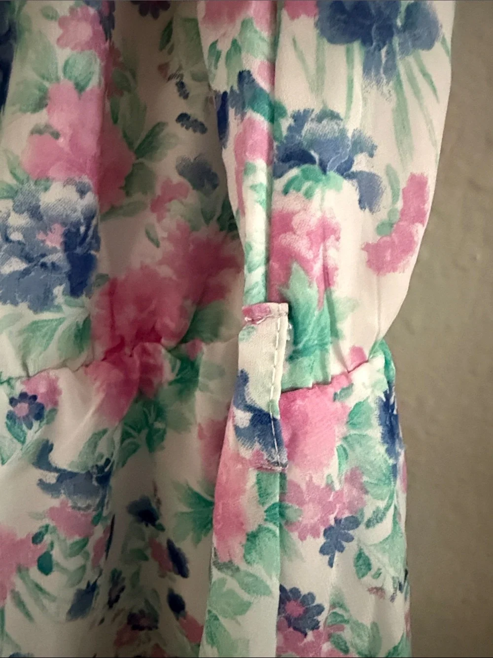 Guess sleeveless casual