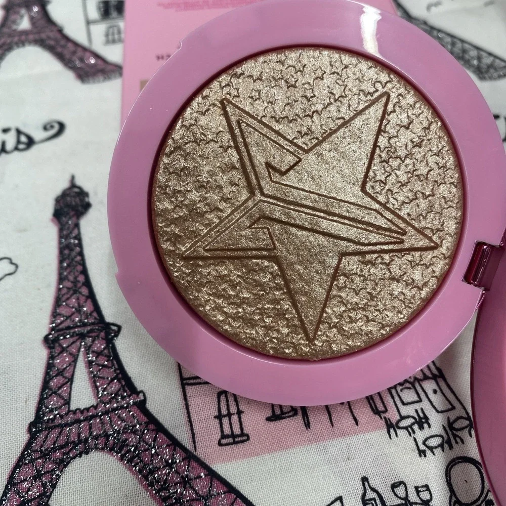 Jeffree Star Supreme Frost Shade Champagne C