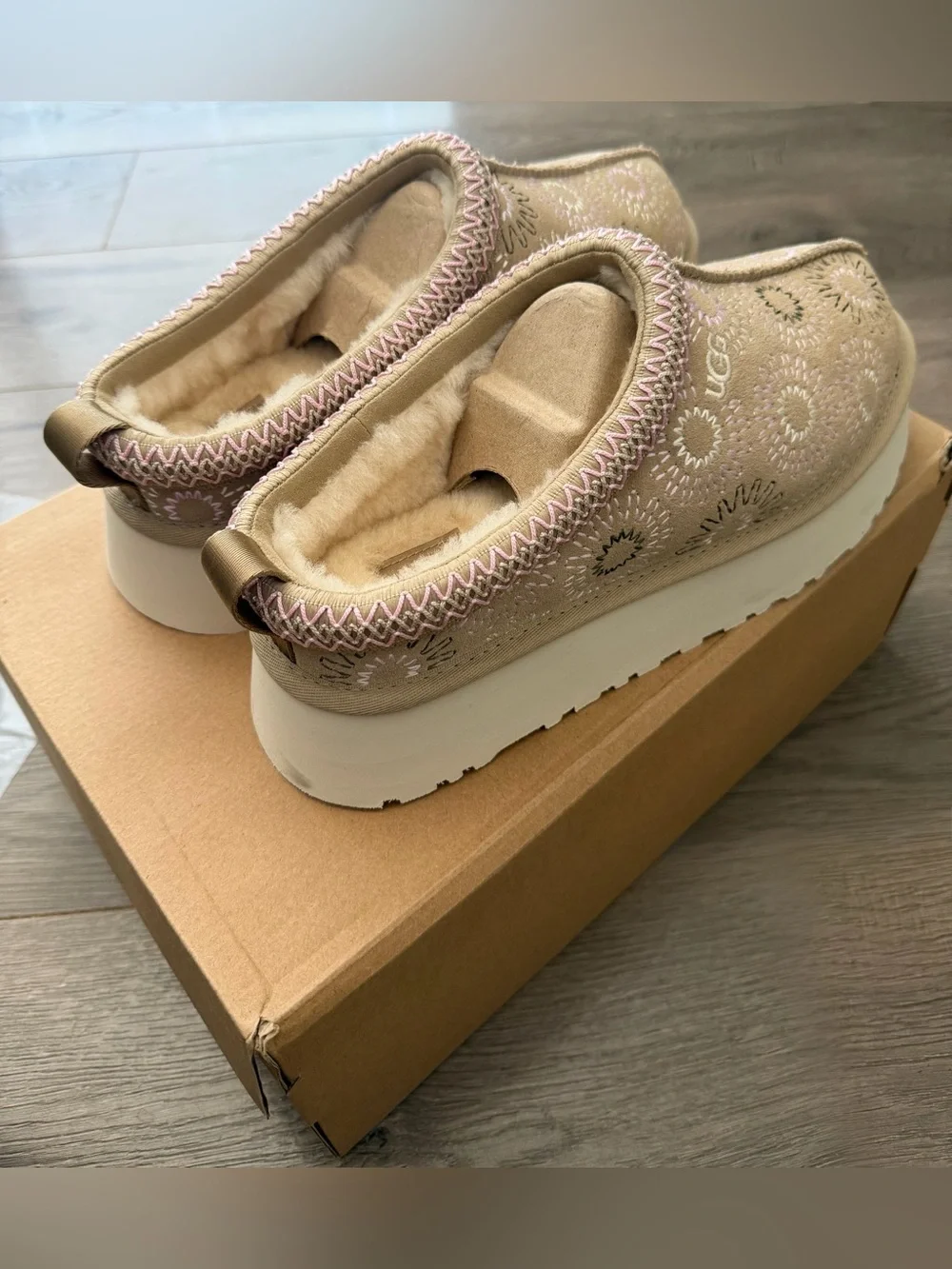 UGG brand new