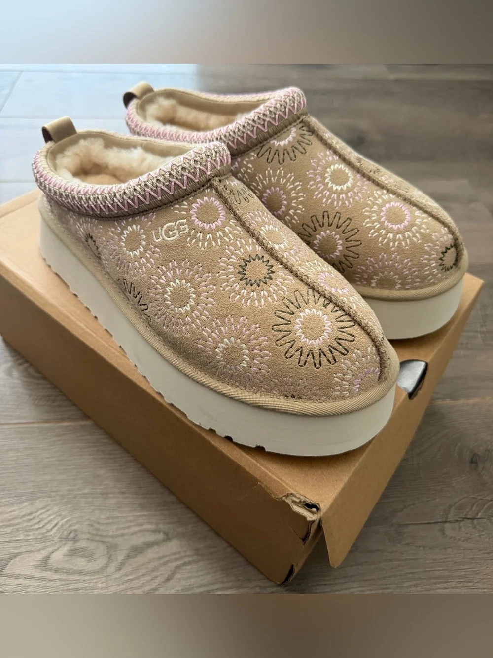 UGG brand new
