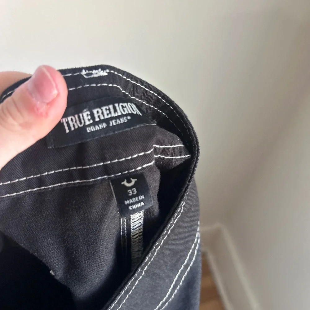 EUC True Religion Cargo Pants Size 33‎ Black White Contrast Stitch Streetwear