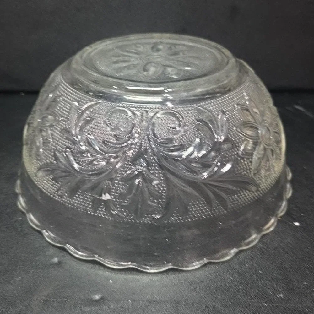 Anchor Hocking bowl see area