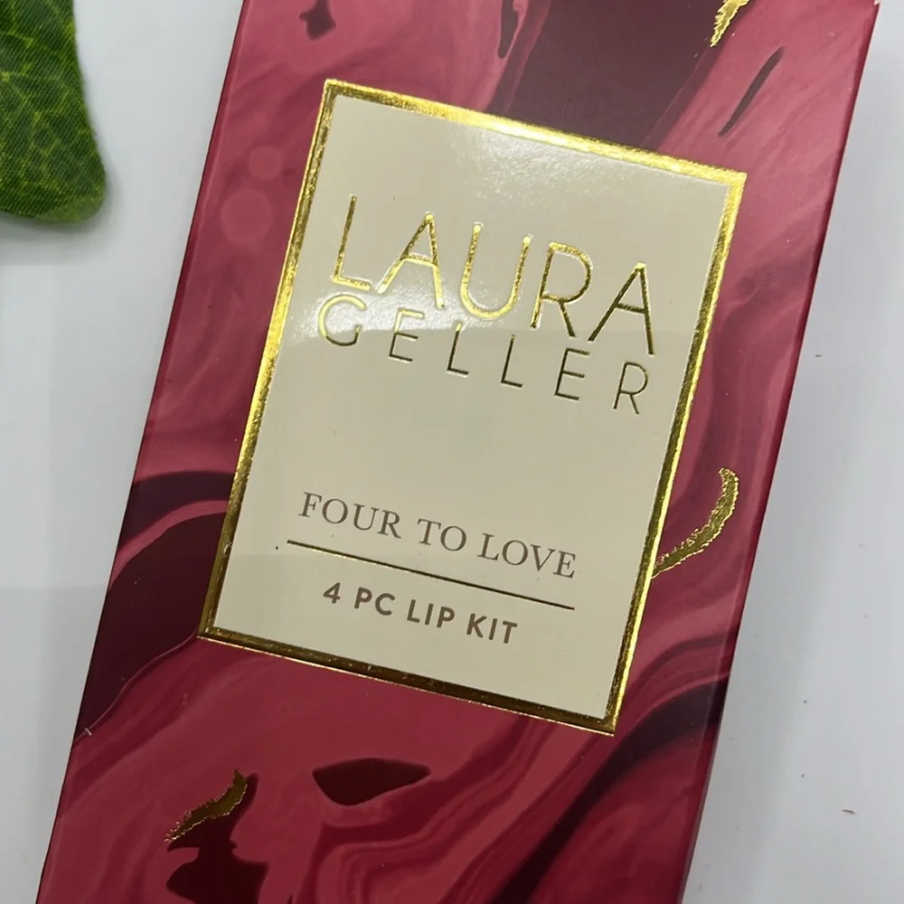 Laura Geller new box