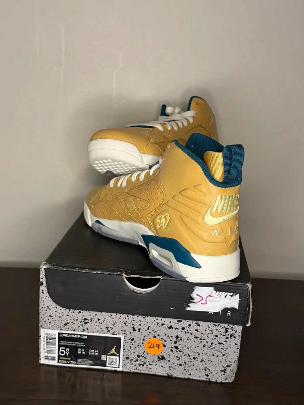Jordan bold mustard