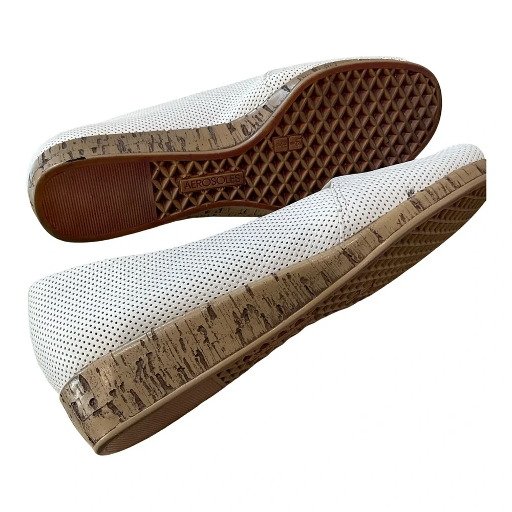 AEROSOLES wide worn everyday