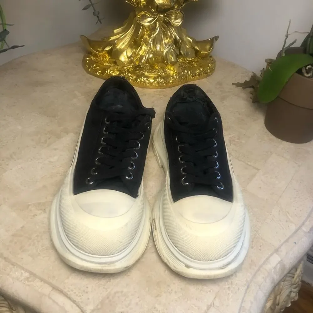 Alexander McQueen alexander mcqueen