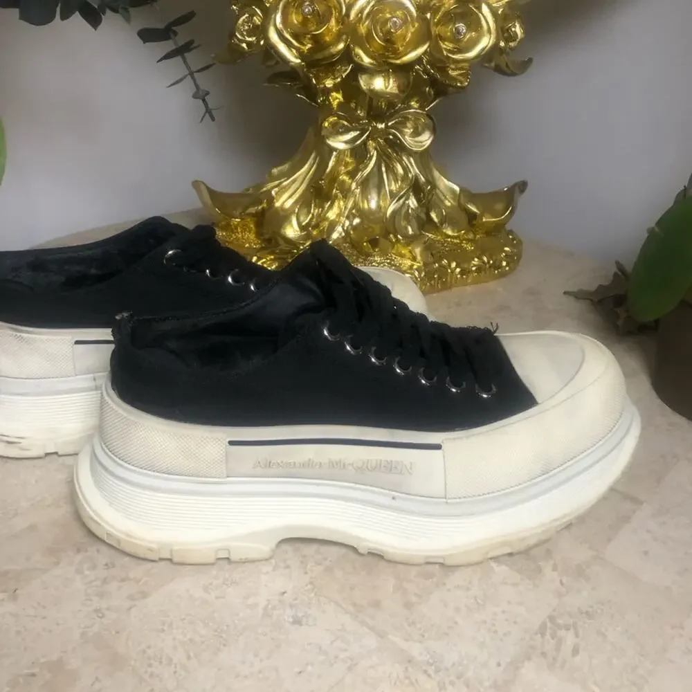 Alexander McQueen alexander mcqueen