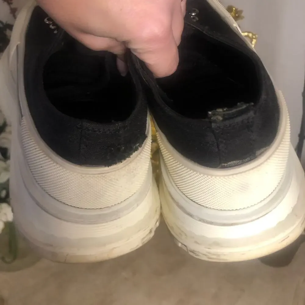 Alexander McQueen alexander mcqueen