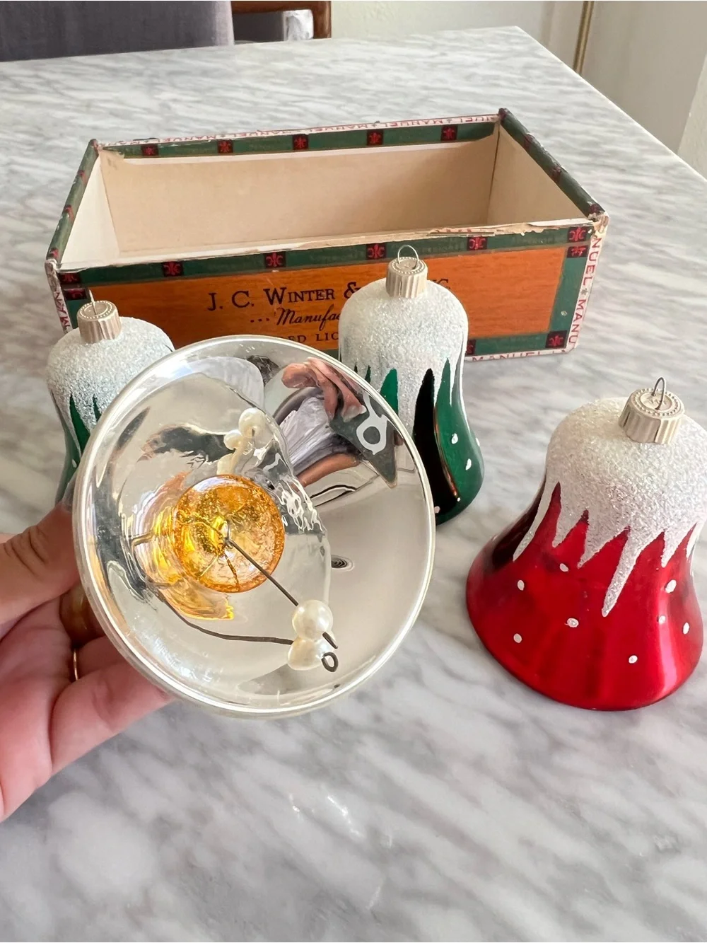 N/A set festive