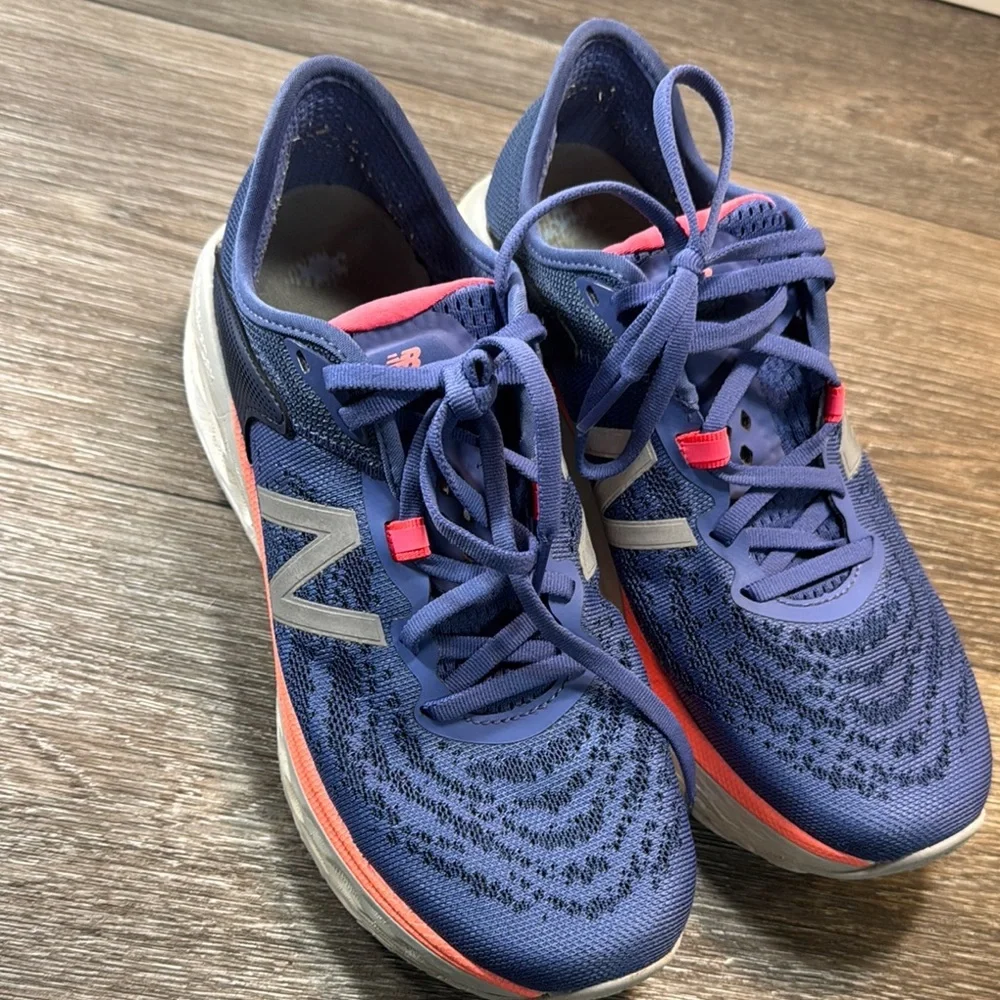 New Balance navy running