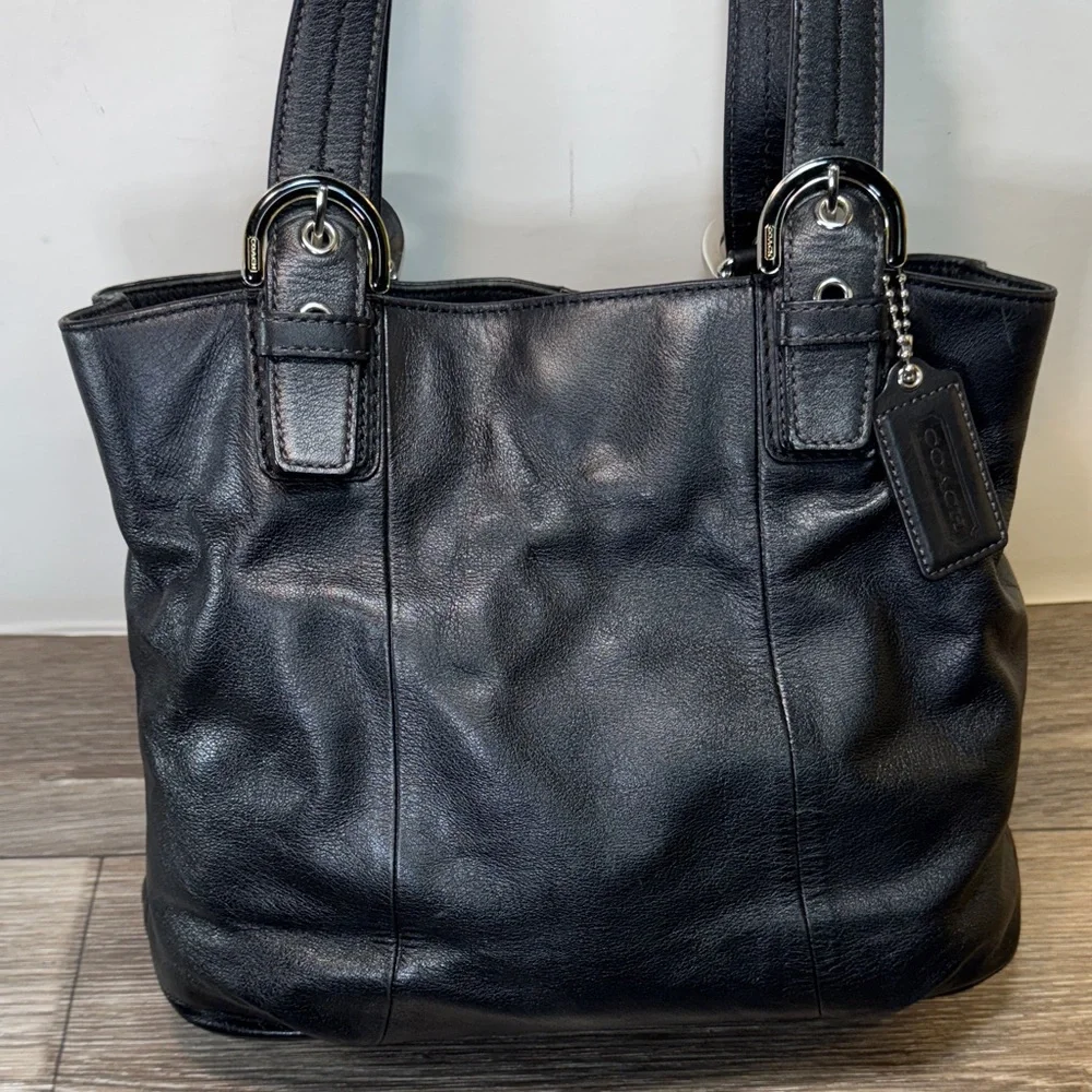 Coach elegant black