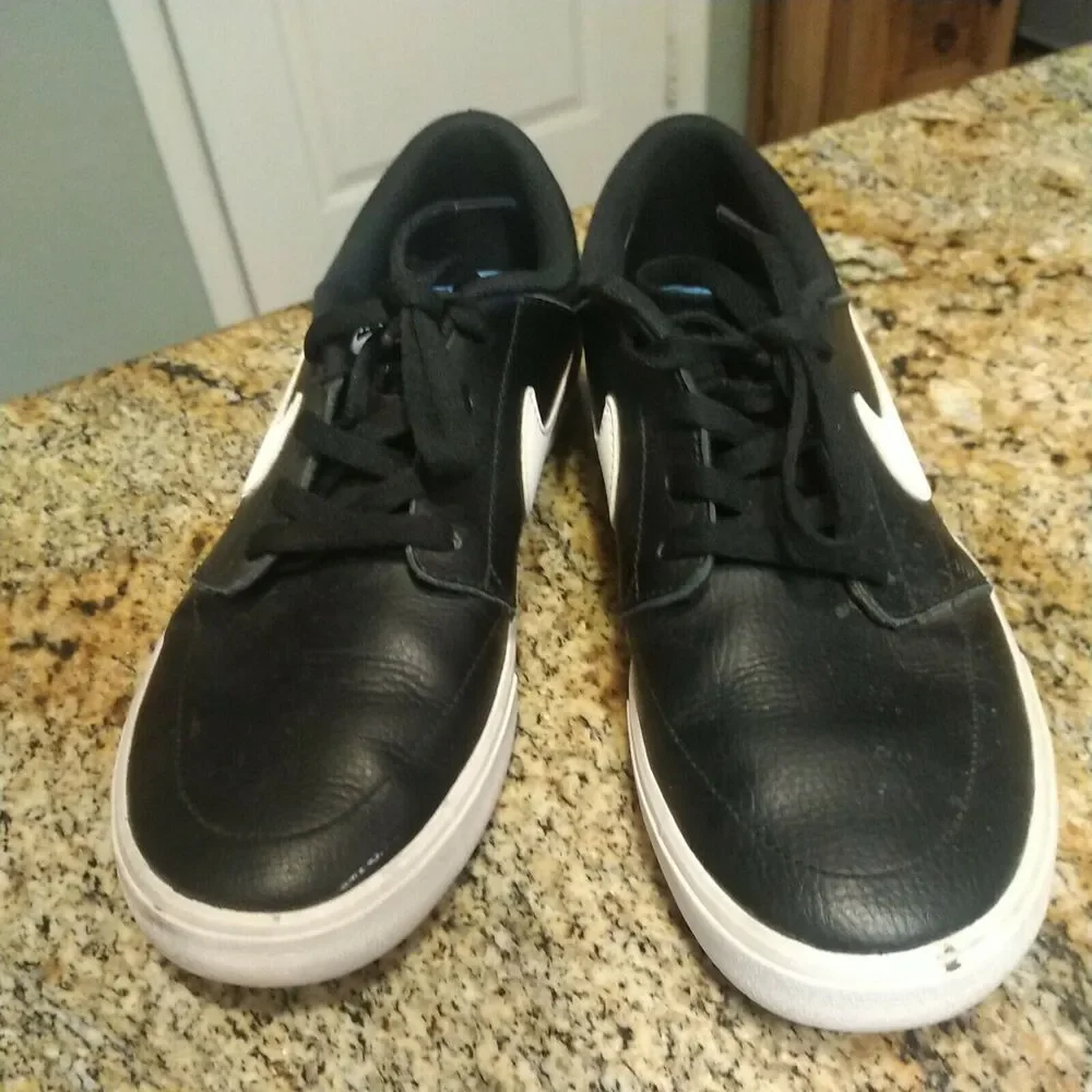 Nike sb portmore