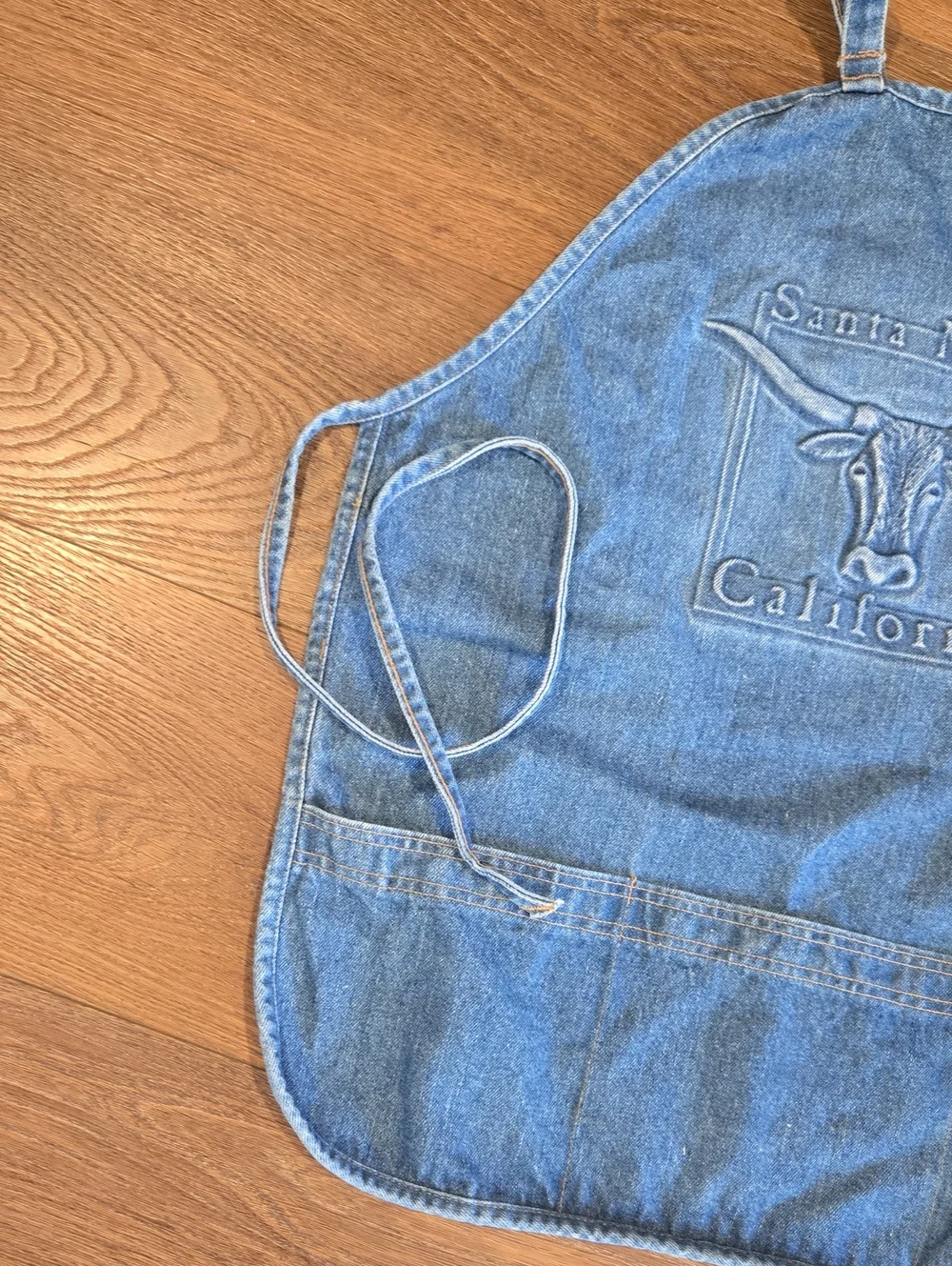 VINTAGE DENIM EMBOSSED APRON SANTA MARIA CALIFORNIA... #8064