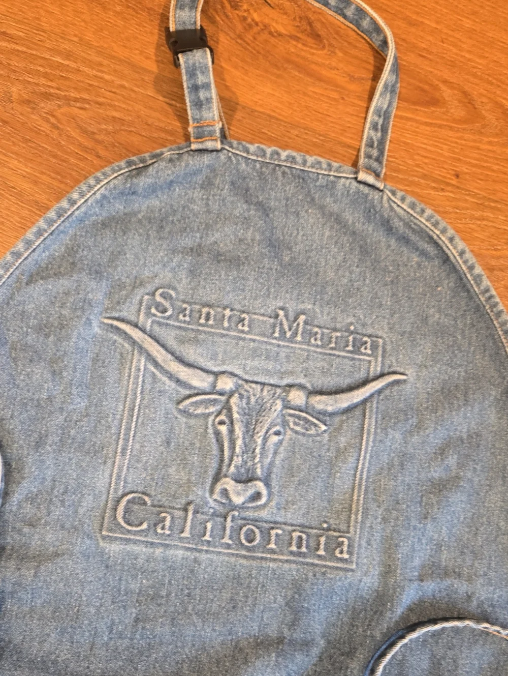 VINTAGE DENIM EMBOSSED APRON SANTA MARIA CALIFORNIA... #8064