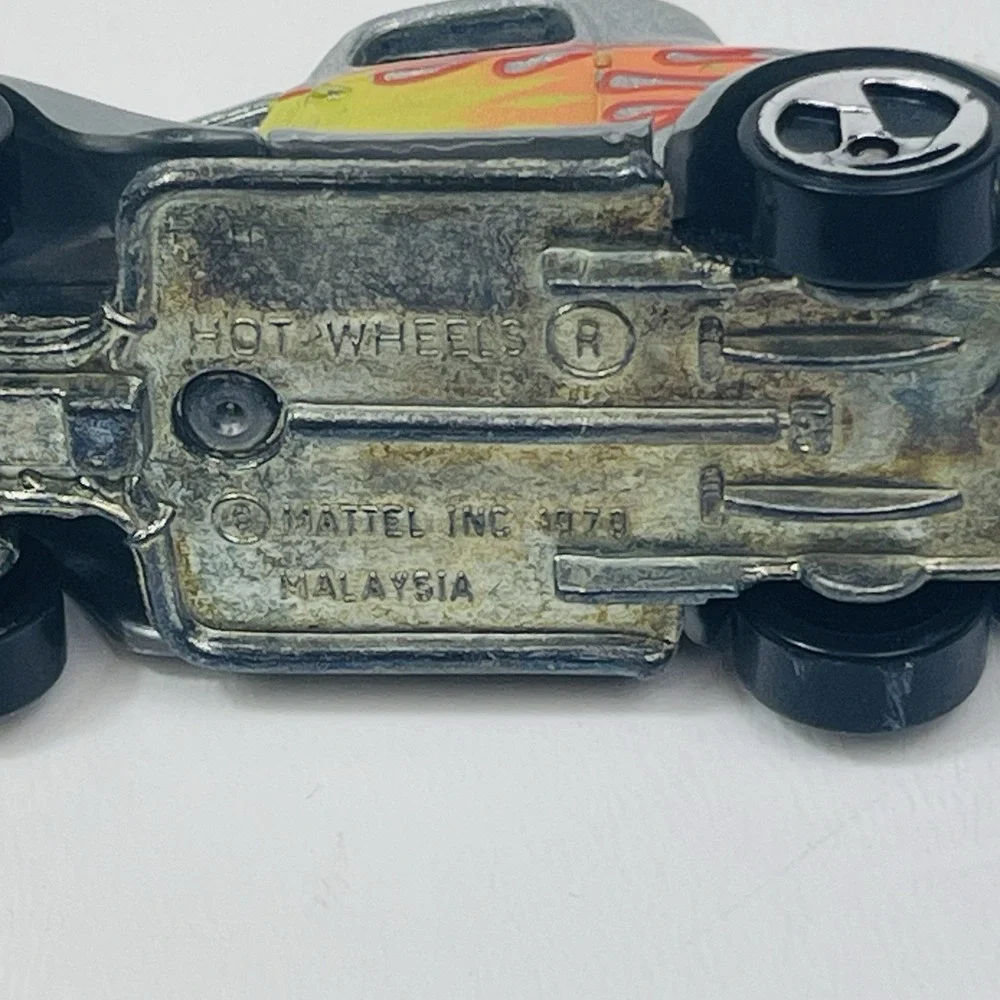 Hot Wheels please see