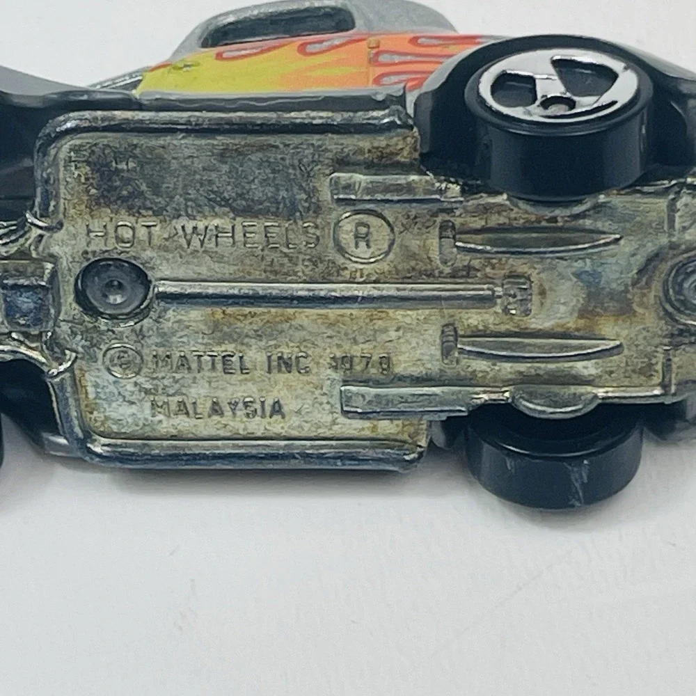 Hot Wheels please see