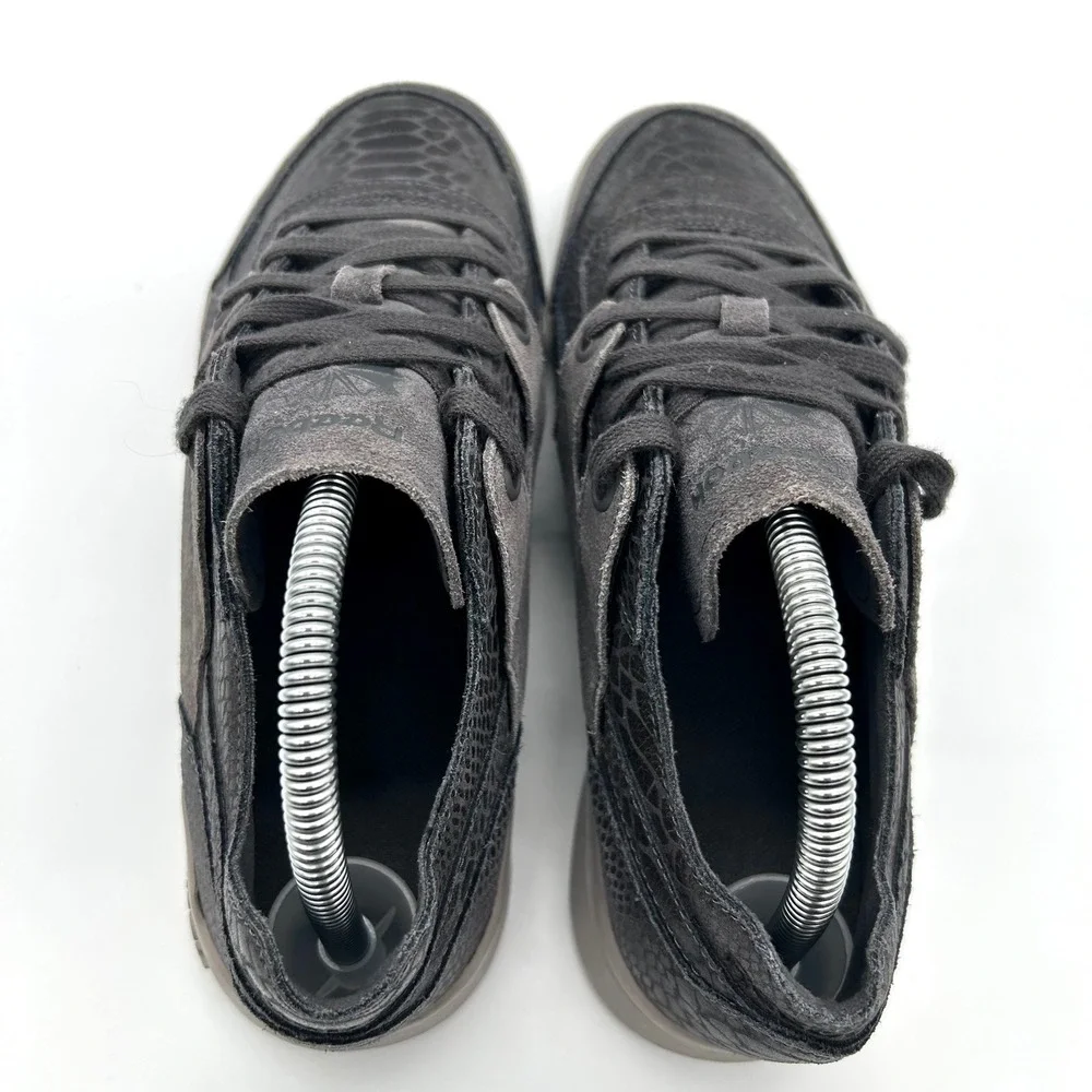 Reebok stylish versatile