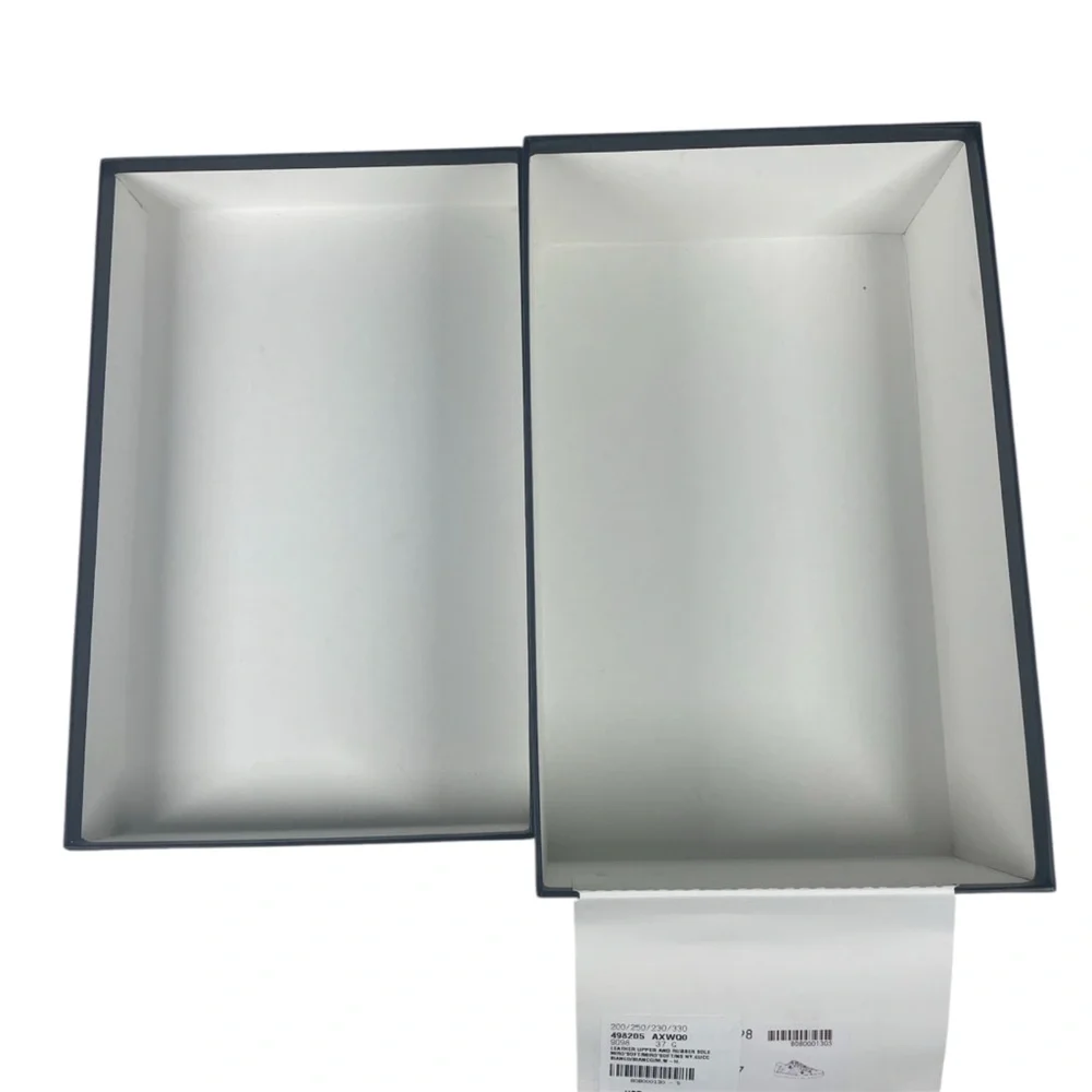 Gucci shoebox booklets