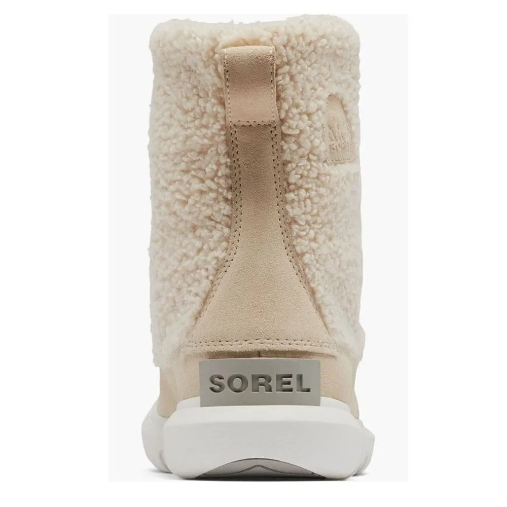 Sorel braving elements