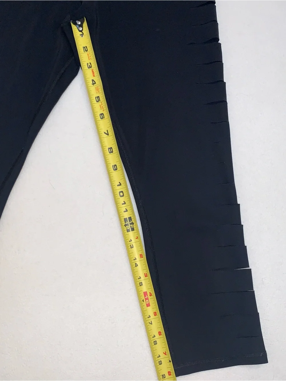 ALO Yoga sleek black